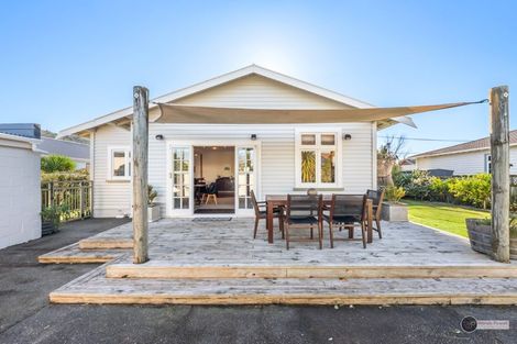 Photo of property in 16 Montague Street, Alicetown, Lower Hutt, 5010