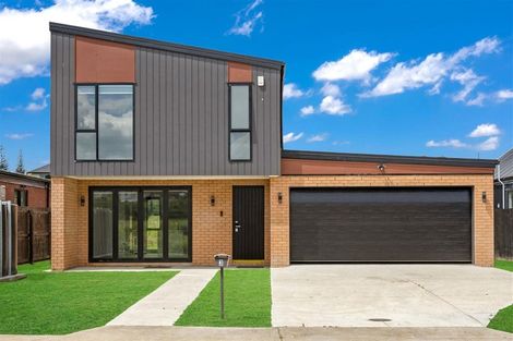 Photo of property in 21 Waikaha Street, Pokeno, 2472