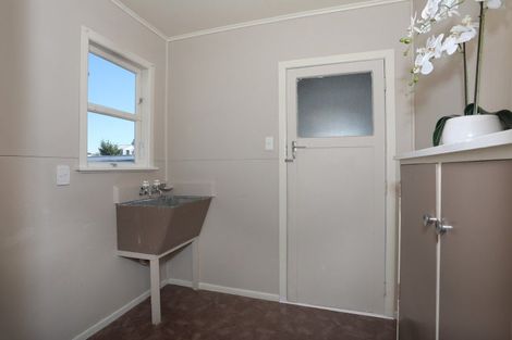 Photo of property in 2 Norrie Street, Feilding, 4702