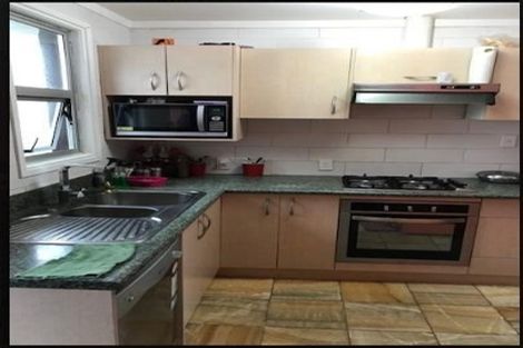 Photo of property in 3/15 Islington Avenue, New Lynn, Auckland, 0600