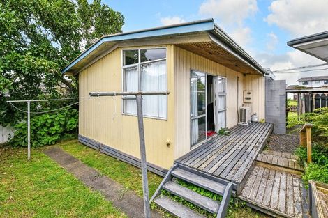Photo of property in 2/2 Dagenham Street, Manurewa, Auckland, 2102