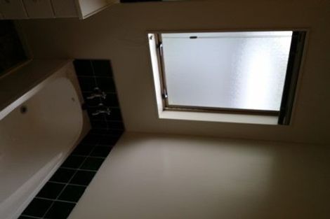 Photo of property in 396a Te Atatu Road, Te Atatu Peninsula, Auckland, 0610