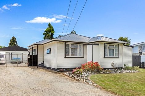 Photo of property in 55 Wakefield Street, Westport, 7825