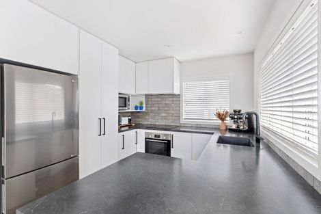 Photo of property in 19a Maire Street, Inglewood, 4330