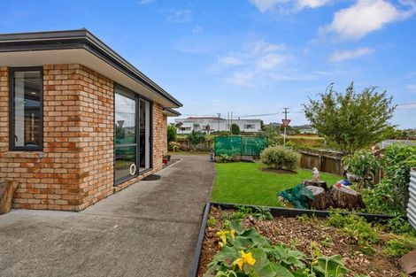 Photo of property in 96a Onerahi Road, Onerahi, Whangarei, 0110