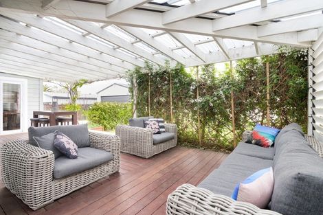 Photo of property in 110 Ikanui Road, Frimley, Hastings, 4120