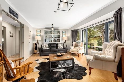 Photo of property in 23 Carlow Grove, Birchville, Upper Hutt, 5018