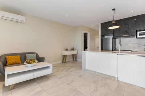 Photo of property in 236 Vipond Road, Stanmore Bay, Whangaparaoa, 0932