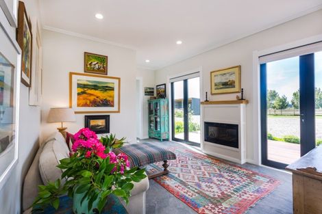 Photo of property in 146 White Rock Road, Martinborough, 5781