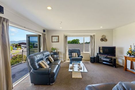 Photo of property in 4 Meadow Court, Paraparaumu, 5032