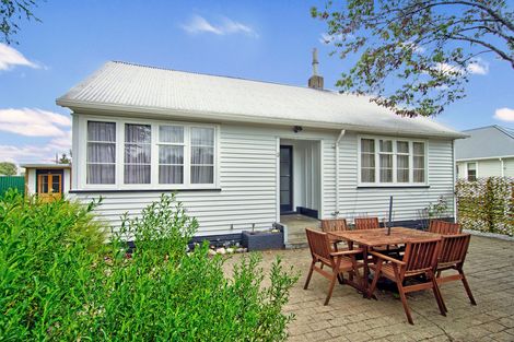 Photo of property in 3 Montgomery Place, Lansdowne, Masterton, 5810