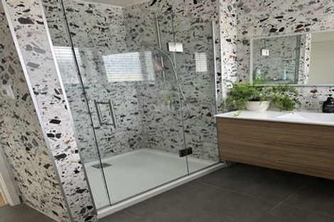 Photo of property in 3/5 Waipa Street, Birkenhead, Auckland, 0626