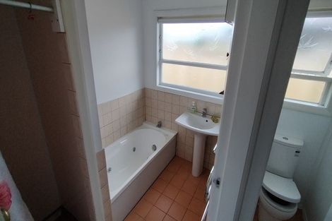 Photo of property in 18 Fairview Street, Fairview Downs, Hamilton, 3214