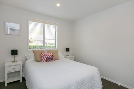 Photo of property in 27a Collins Avenue, Tawa, Wellington, 5028