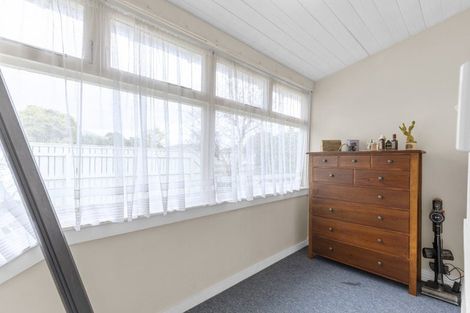 Photo of property in 58 Featherston Street, Takaro, Palmerston North, 4412