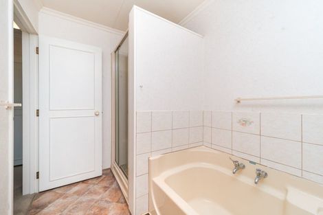 Photo of property in 17 Russell Street, Feilding, 4702