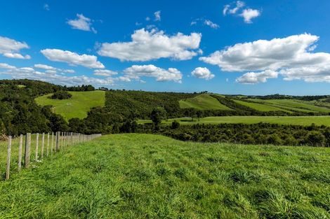 Photo of property in 74 Karahiwi Lane, Dairy Flat, 0794