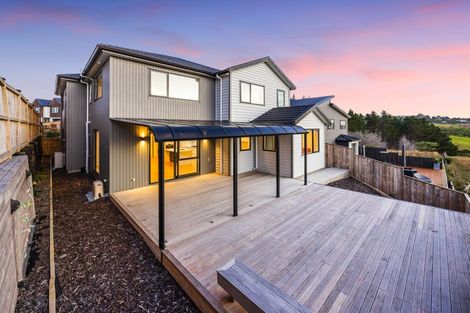 Photo of property in 20 Bendridge Street, Flat Bush, Auckland, 2019