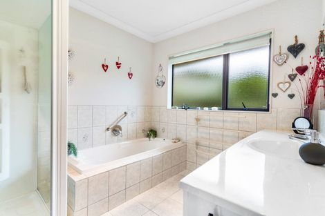 Photo of property in 8 Blakewell Place, Beachlands, Auckland, 2018