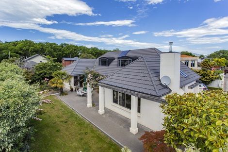 Photo of property in 6 Palazzo Lane, Riccarton, Christchurch, 8011