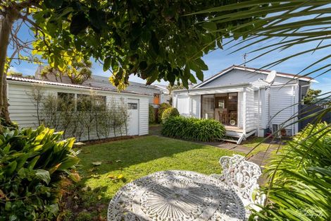 Photo of property in 11 Jessie Street, Petone, Lower Hutt, 5012