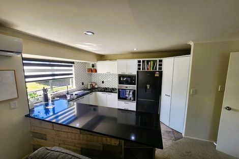Photo of property in 1/17 Matata Street, Blockhouse Bay, Auckland, 0600