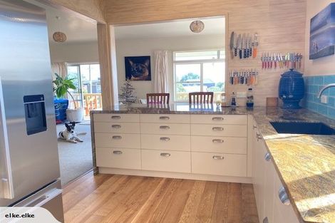 Photo of property in 92 Pohutukawa Avenue, Ohope, 3121