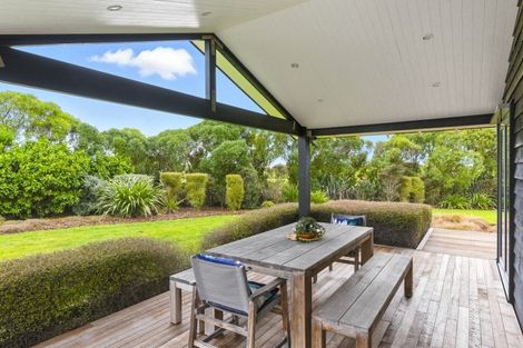 Photo of property in 34 Pairuku Lane, Peka Peka, Waikanae, 5391