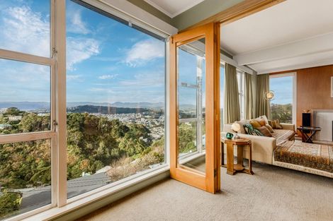 Photo of property in 2 Zetland Street, Highbury, Wellington, 6012