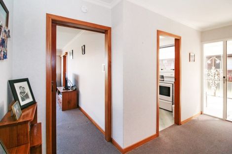 Photo of property in 34 Wesley Avenue, Frankleigh Park, New Plymouth, 4310