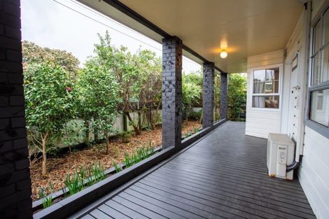 Photo of property in 6 Rhodes Street, Carterton, 5713