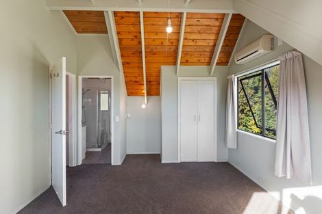 Photo of property in 593 Waikawa Beach Road, Waikawa Beach, Levin, 5573