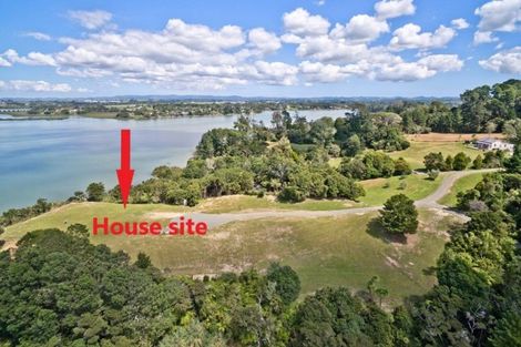 Photo of property in 34 Merewhira Road, Paremoremo, Albany, 0793