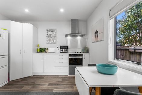 Photo of property in 11 Kamahi Crescent, Papamoa Beach, Papamoa, 3118