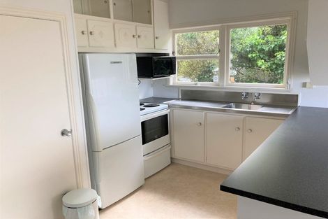 Photo of property in 5 Colin Wild Place, Glenfield, Auckland, 0629