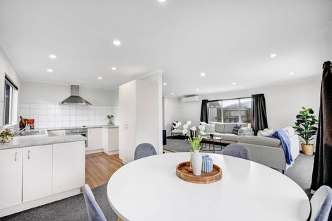 Photo of property in 55 Grey Street, Normanby, Hawera, 4614