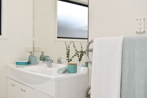 Photo of property in 16/100 Millers Road, Brookfield, Tauranga, 3110