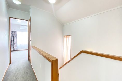 Photo of property in 4/43-53 Chivalry Road, Glenfield, Auckland, 0629