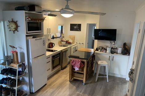 Photo of property in 7 Minaret Drive, Bucklands Beach, Auckland, 2014