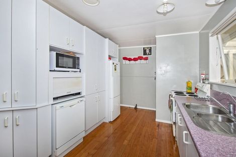 Photo of property in 30 Clark Street, Hikurangi, 0114