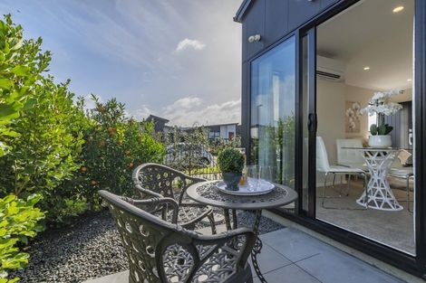 Photo of property in 10 Regiment Road, Papakura, 2110