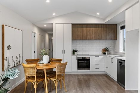Photo of property in 5 Houpara Place, Papamoa, 3118