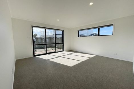 Photo of property in 25a Woodleigh Street, Frankleigh Park, New Plymouth, 4310