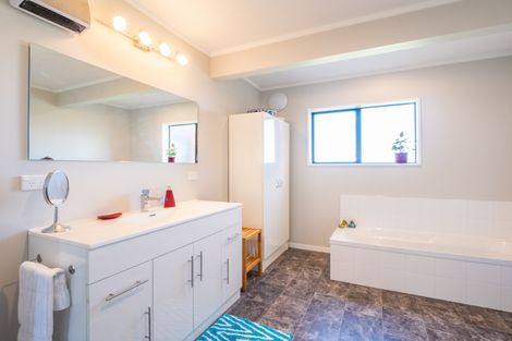 Photo of property in 326 Highcliff Road, Highcliff, Dunedin, 9013