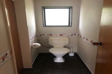 Photo of property in 33 Lupin Road, Otaki, 5512