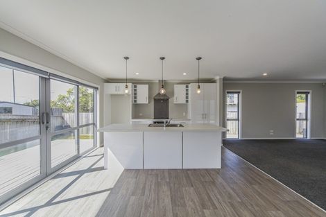 Photo of property in 24 Poplar Grove, Feilding, 4702