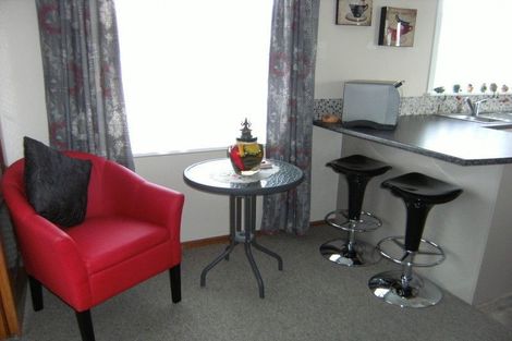 Photo of property in 55 Queenwood Road, Levin, 5510