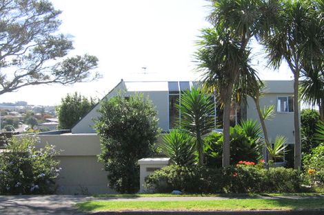 Photo of property in 2/15 Newhaven Terrace, Mairangi Bay, Auckland, 0630