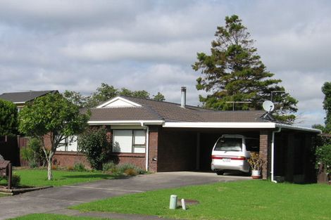 Photo of property in 26 Cornelian Crescent, Half Moon Bay, Auckland, 2012