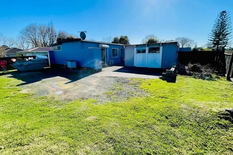 Photo of property in 2 Cramond Drive, Mangere East, Auckland, 2024